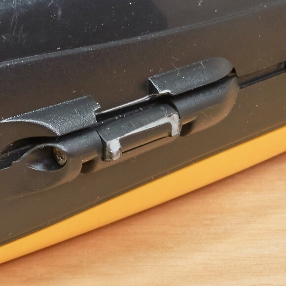 Sony Walkman WM-FS473 Sports / Cassette Player / Mega Bass - Picture 10 of 11